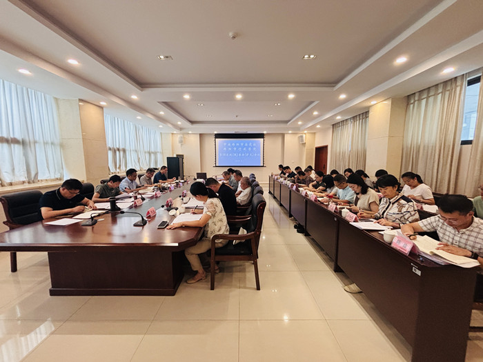 1756956233056.jpg 市委党校(市行政学院)校(院)委会召开(扩大)会议专题传达学习新修订的《中国共产党党校(行政学院)工作条例》_副本.jpg